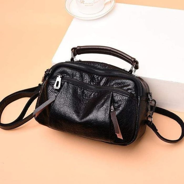 Iyra | Versatile Bag In Golden Cognac Shade