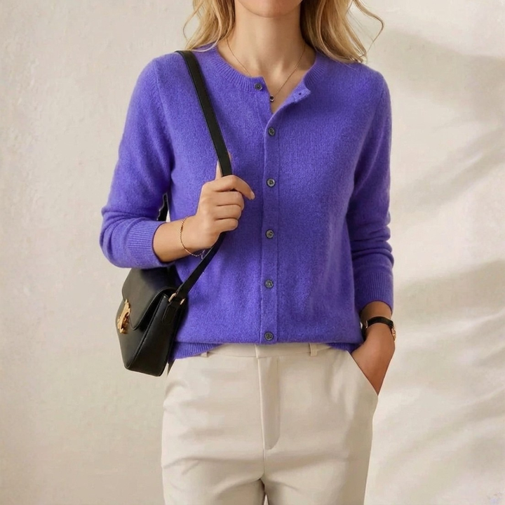 Douae | Crew Neck Button Knit Cardigan