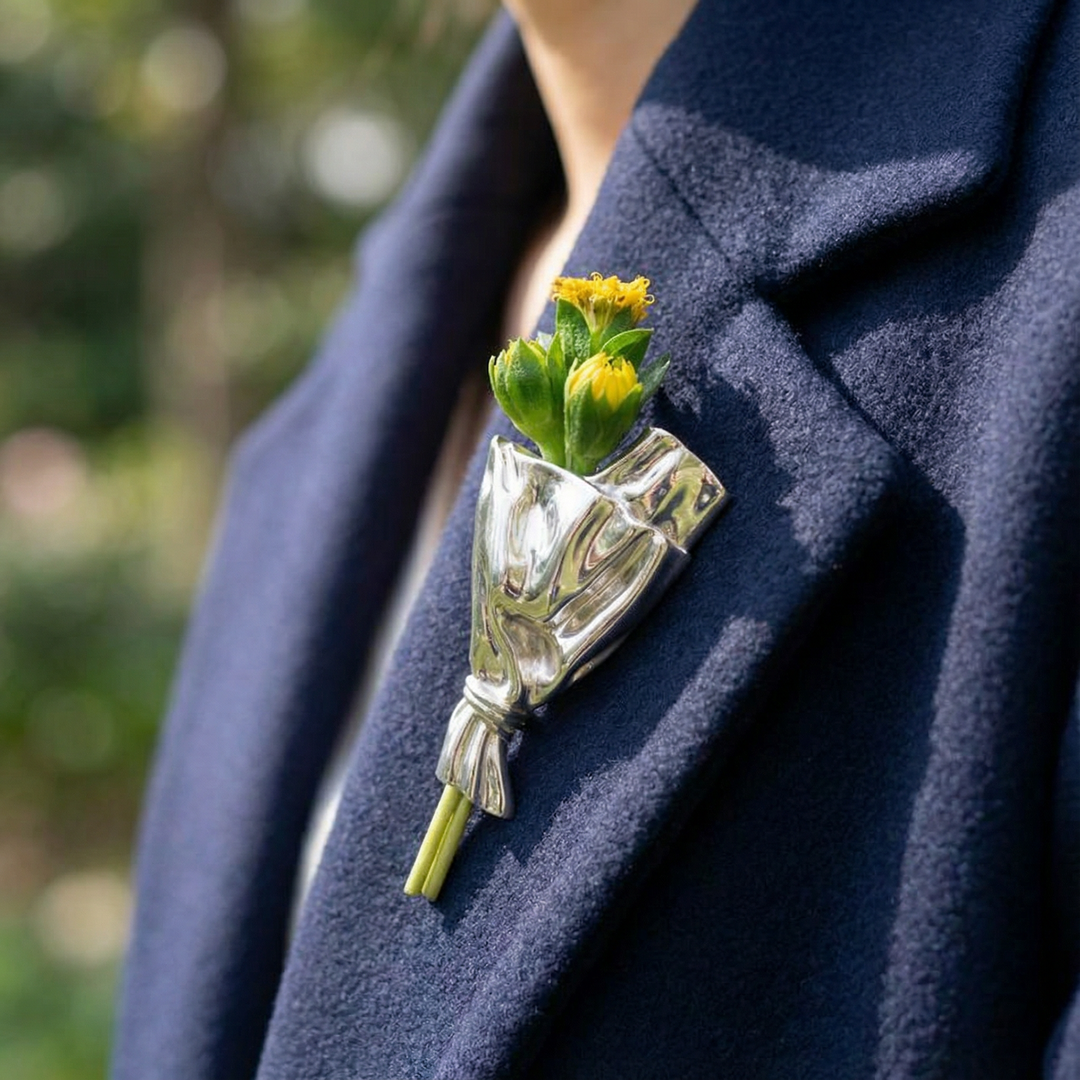 Hiyab | Wearable Flower Vase Brooch