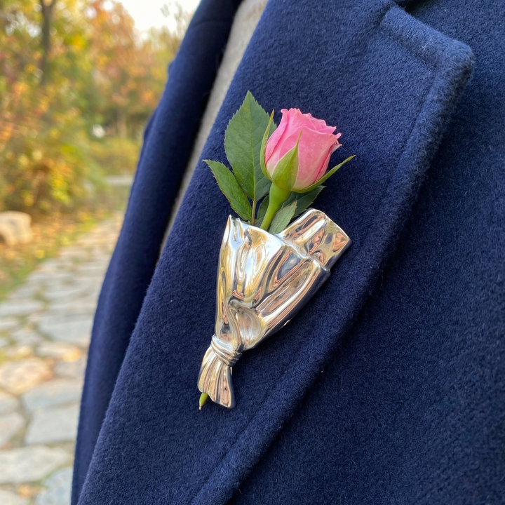 Hiyab | Wearable Flower Vase Brooch