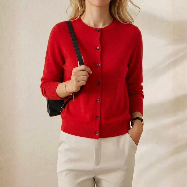 Douae | Crew Neck Button Knit Cardigan