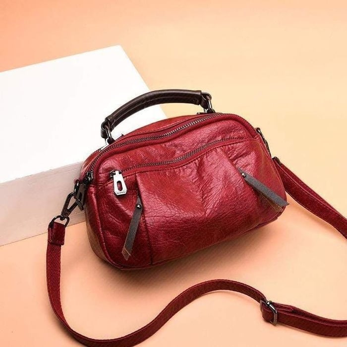 Iyra | Versatile Bag In Golden Cognac Shade