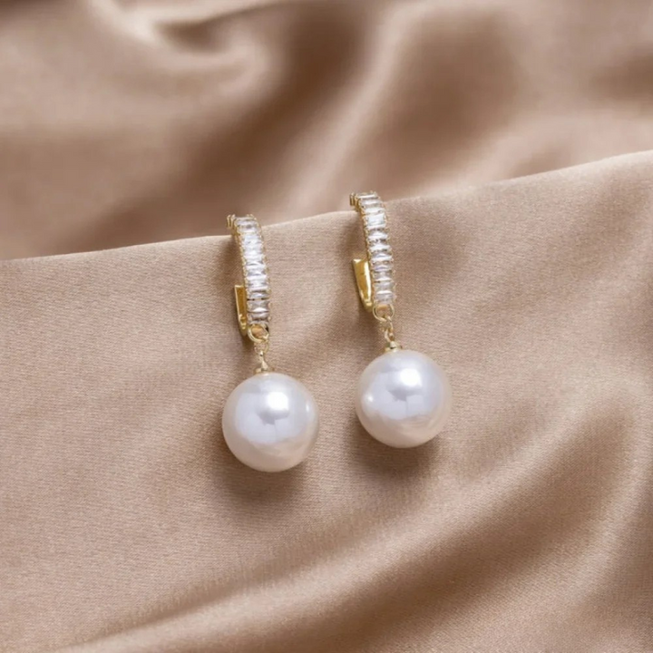 Shazia | Chic Pearl & Zirconia Earrings