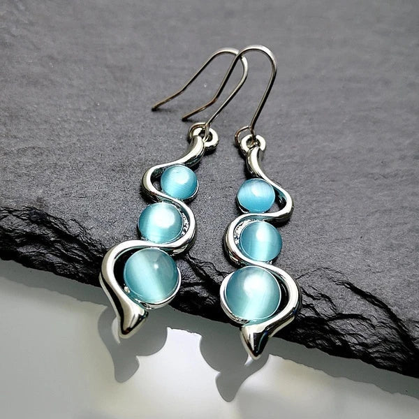 Rian | Crystal Dangling Earrings