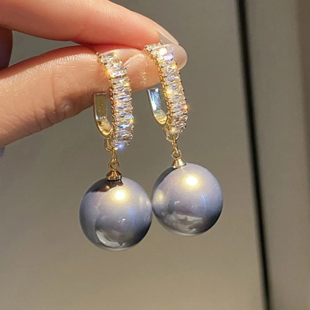 Shazia | Chic Pearl & Zirconia Earrings