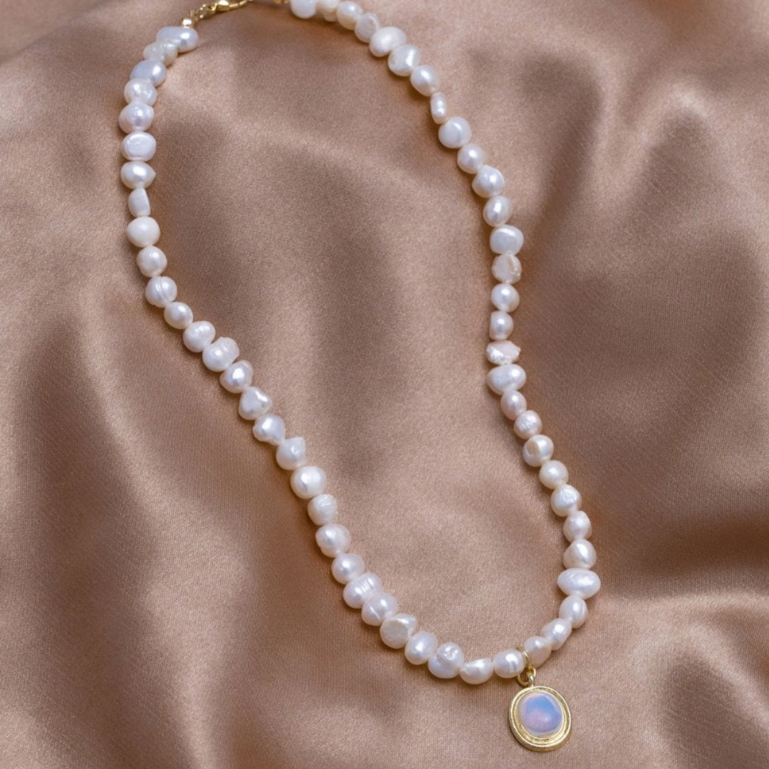 Meagan | Pearl Necklace