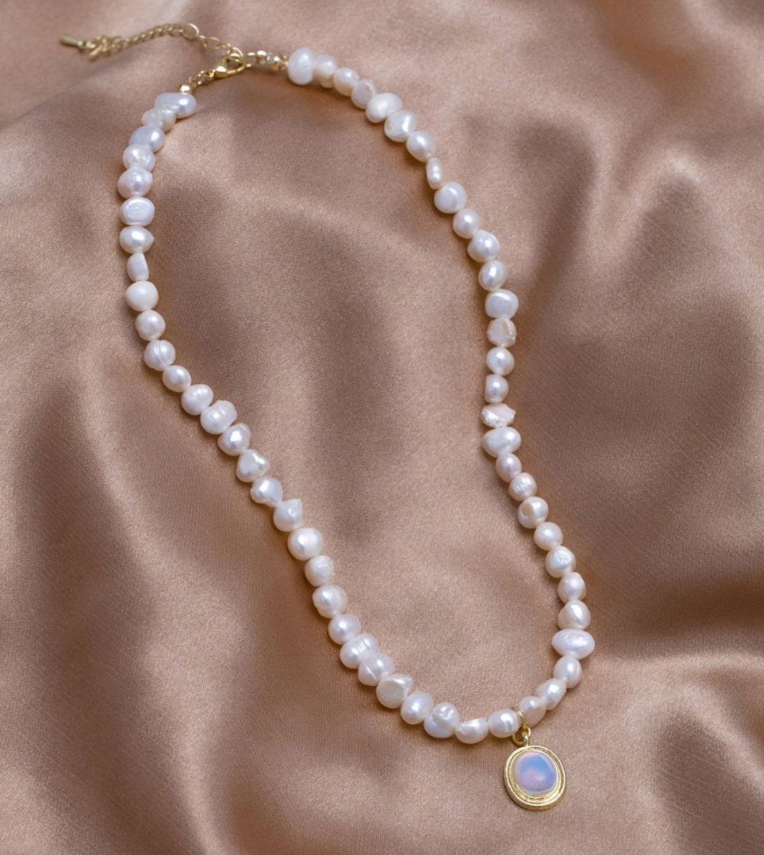 Meagan | Pearl Necklace