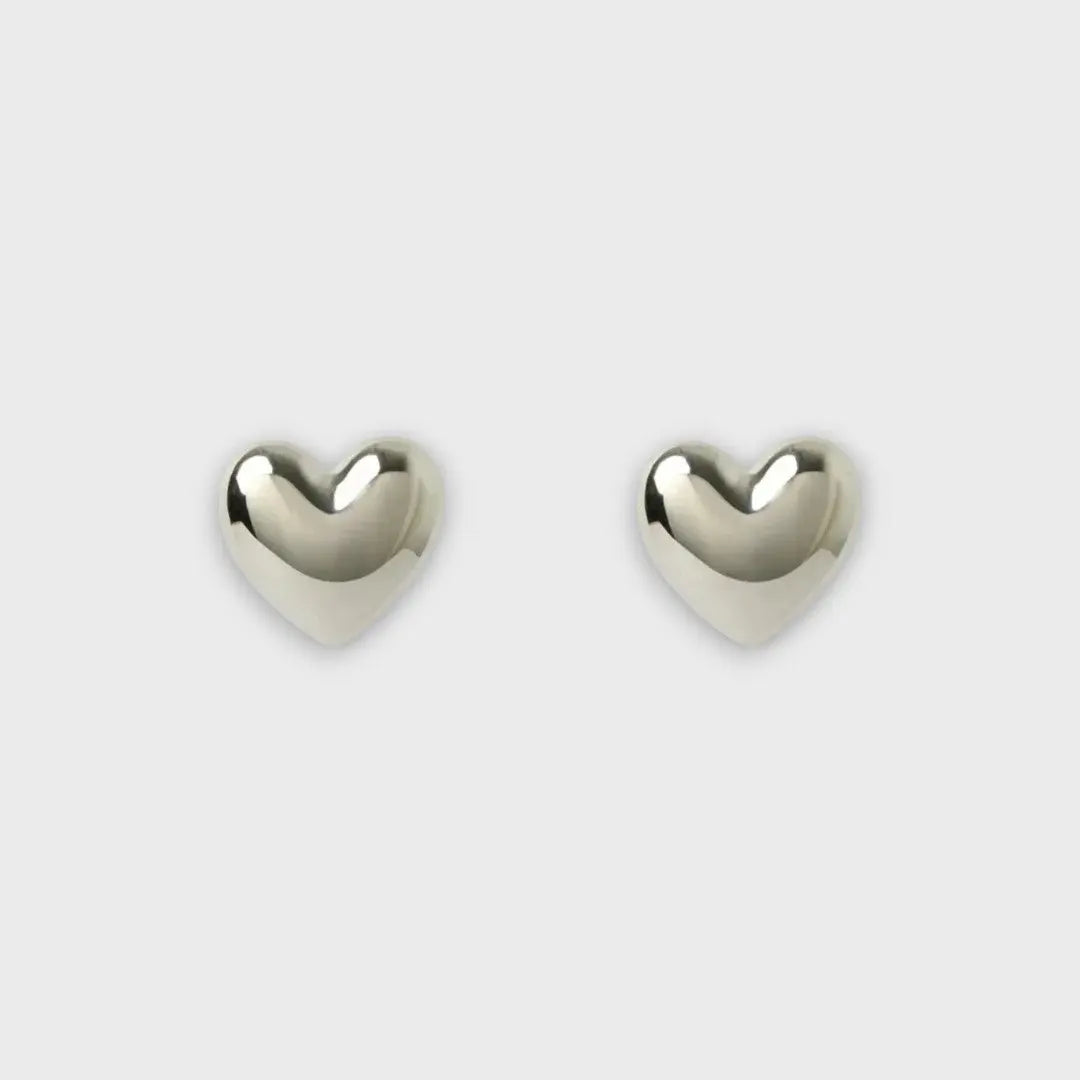 Acadia | Heart-Shaped Earrings