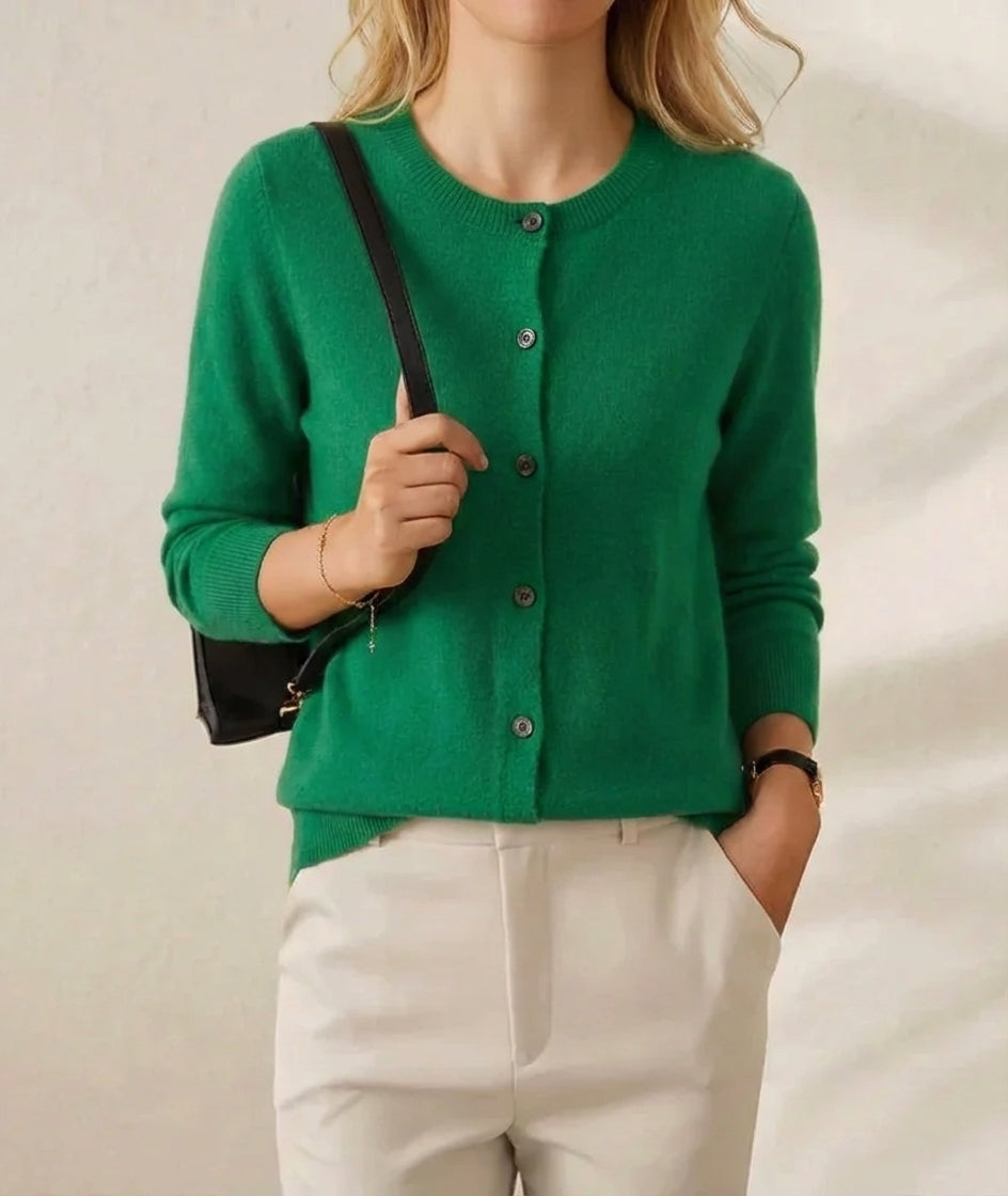Douae | Crew Neck Button Knit Cardigan