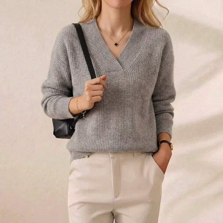 Ashley | V-Neck Ribbed Knit Sweater