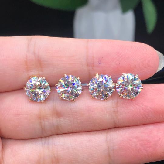 Sift | Chic White Gold Tera Earrings