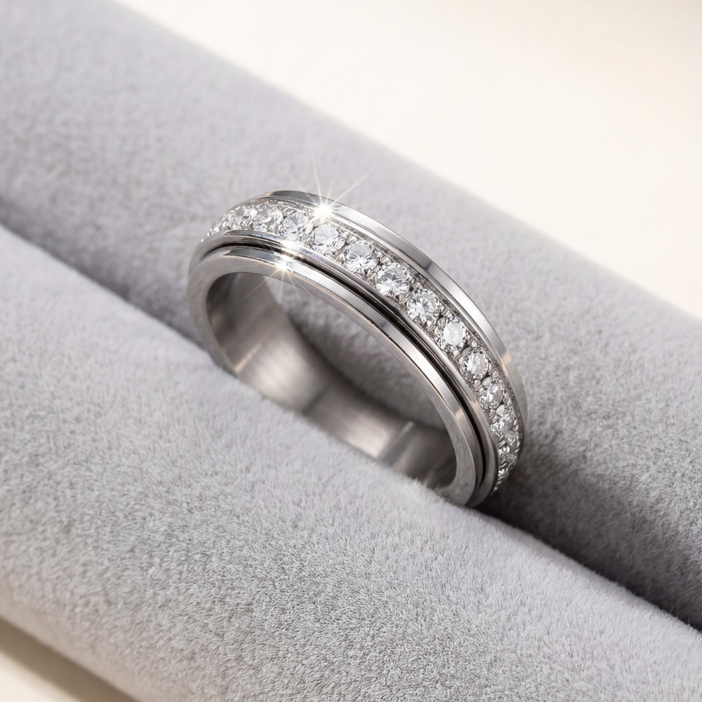 Taylore | Zirconia Spinner Ring