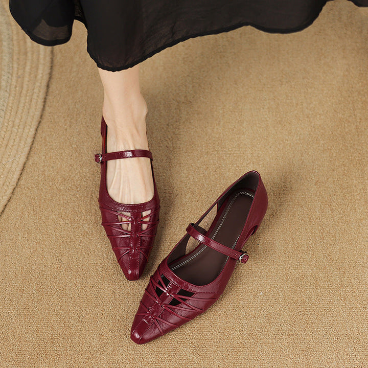 Quenby | Pointed Lattice-Cut Flat