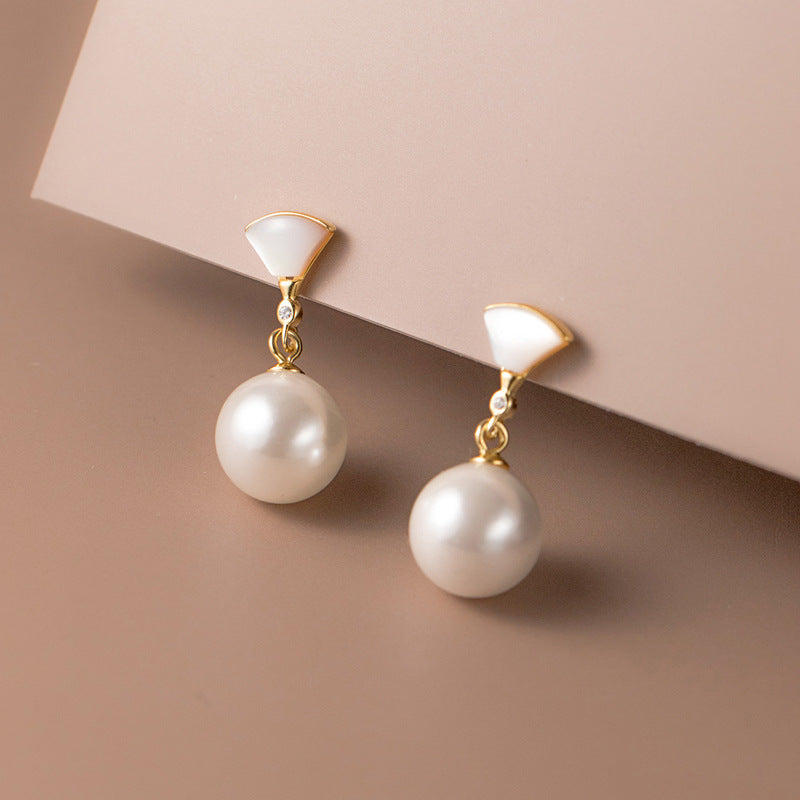 Monika | Chic Silver Pearl Earrings