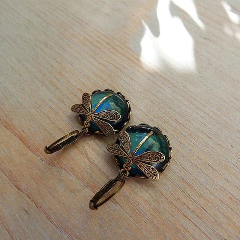 Rea | Vintage Dragonfly Shaped Earrings