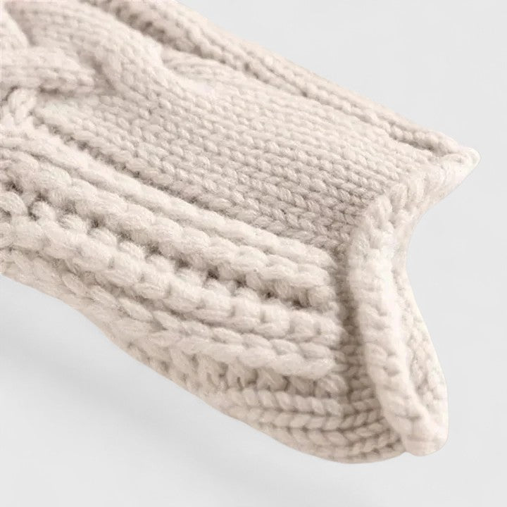 Cindy | Delicate Cable Knit Turtleneck