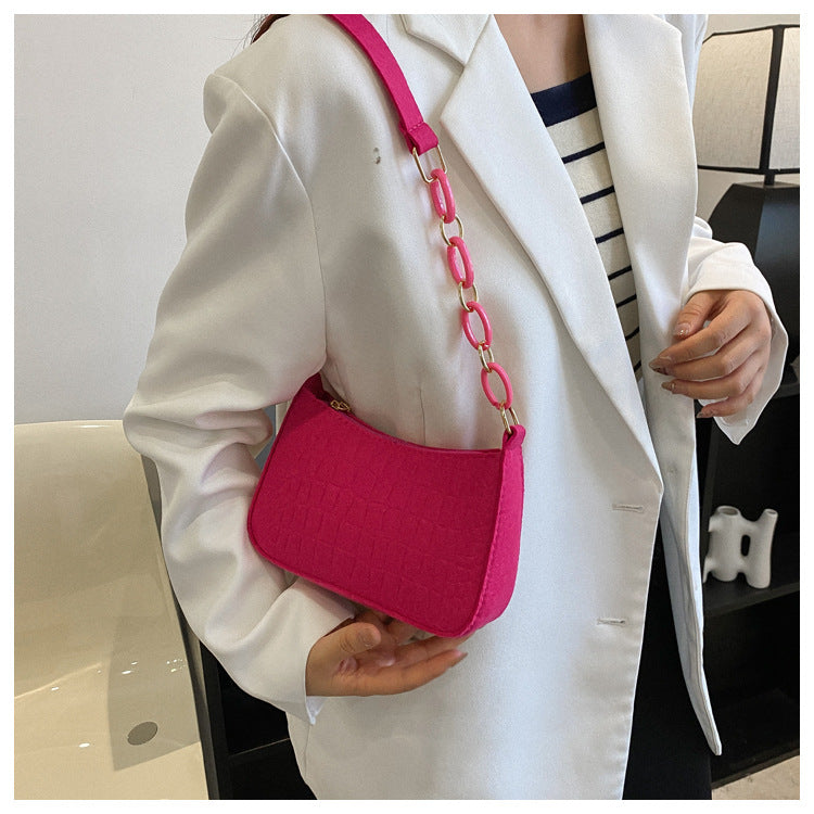 Sable | Elegant Shoulder Bag In Crocodile-Embossed Design