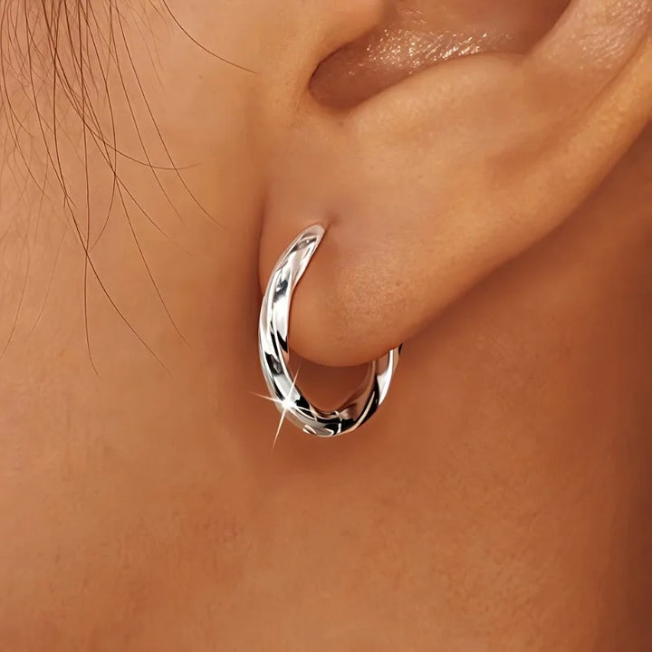 Ema | Minimalist Geometric Hanging Earrings