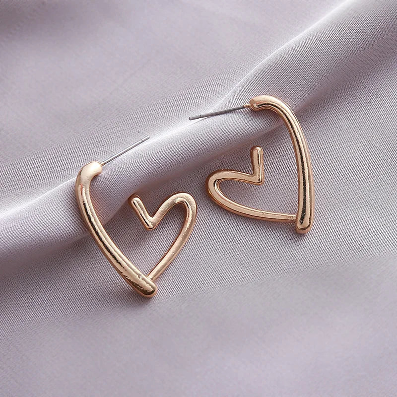 Olyvia | Elegant Heart-Shaped Rose Gold Earrings