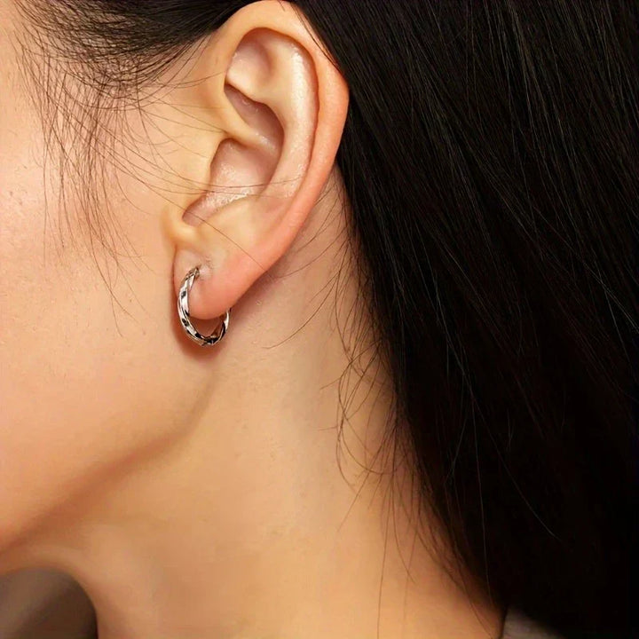 Ema | Minimalist Geometric Hanging Earrings