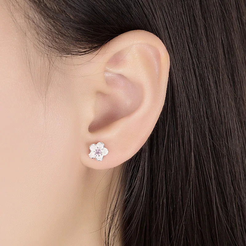 Kiyara | Stud Earrings