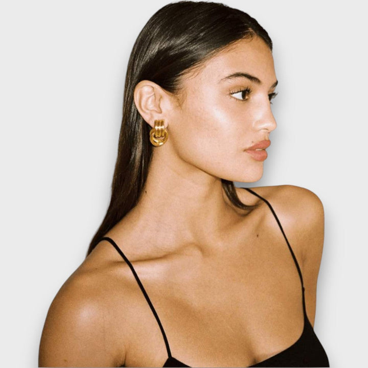Nela | Knot Earrings In Gold-Plated Filigree
