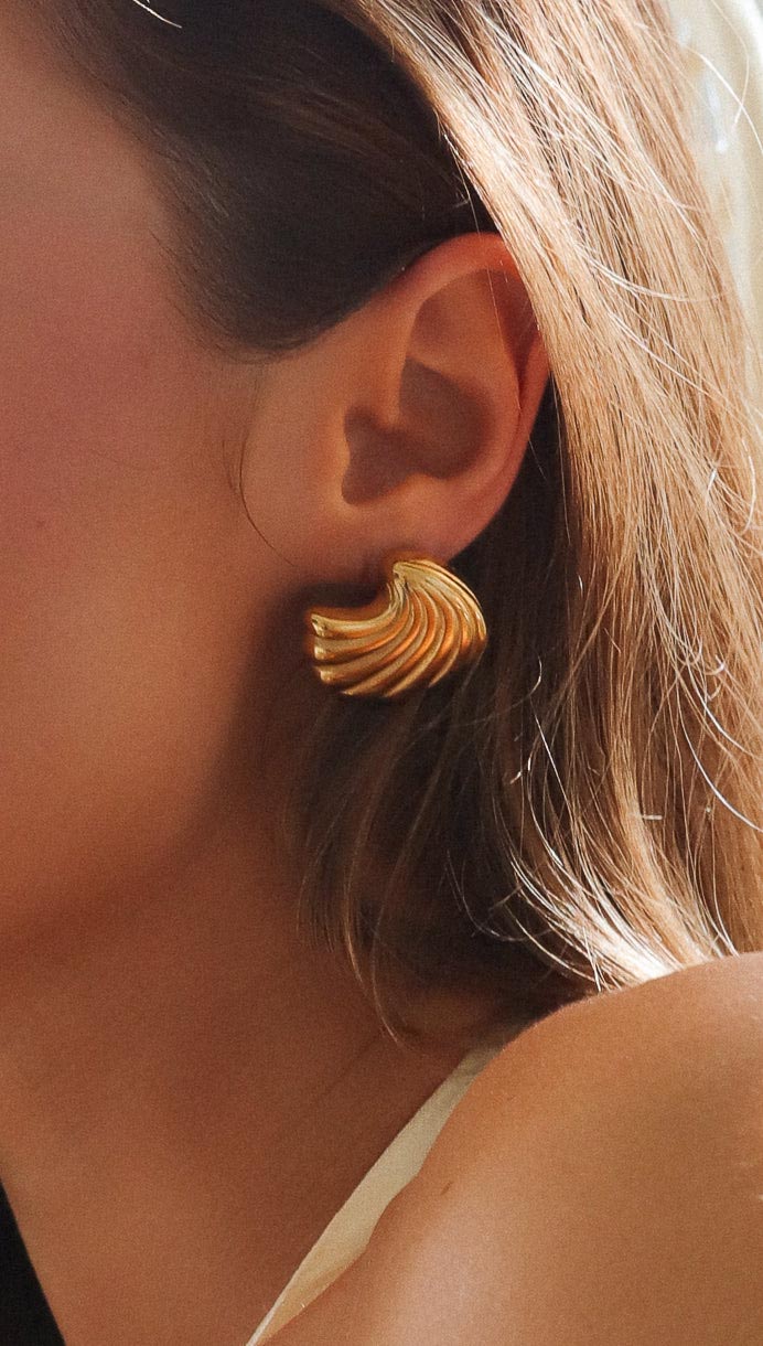 Kasey | Gold Shell Earrings