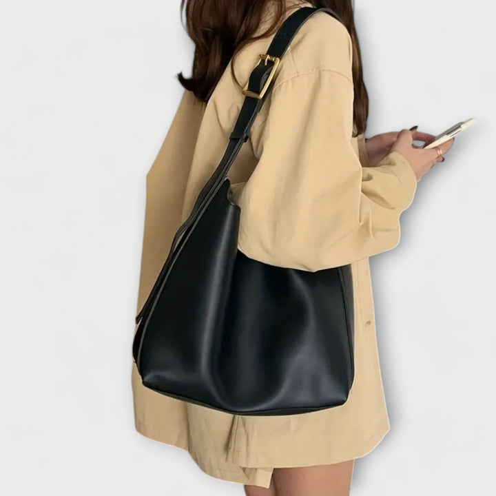 Cathie | Elegant Shoulder Bag In Leather