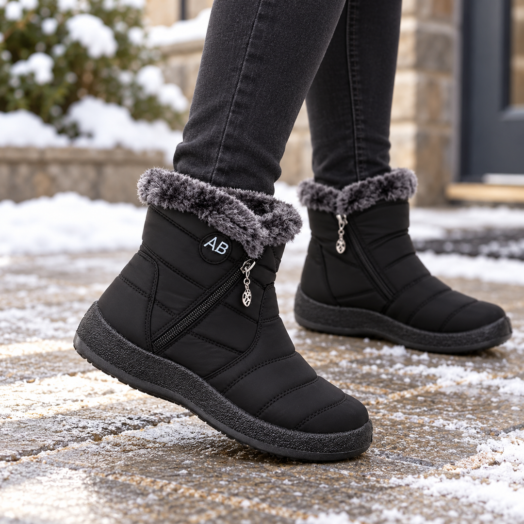 Seija | Plush-Lined Zipper Ankle Boots