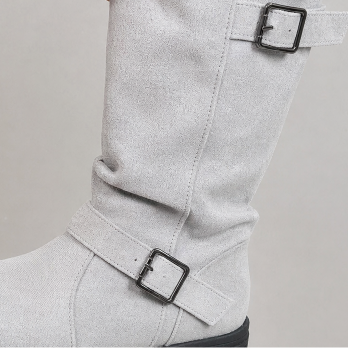 Calleigh | Bottines à bout large, semelle crantée et poignets côtelés
