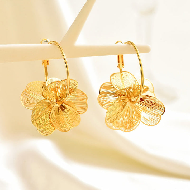 Lyly-Rose | Exaggerated Gold Hollow Earrings