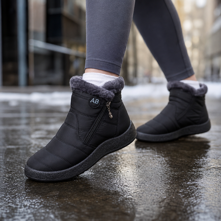 Seija | Plush-Lined Zipper Ankle Boots