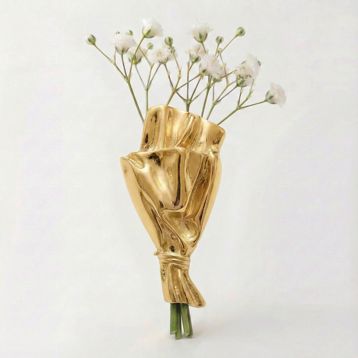 Hiyab | Wearable Flower Vase Brooch