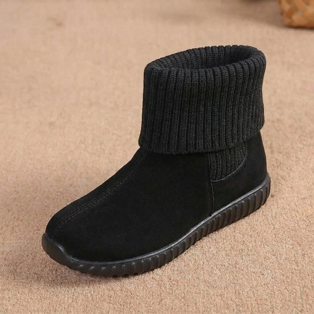 Lea-May | Knit Cuff Suede Ankle Booties