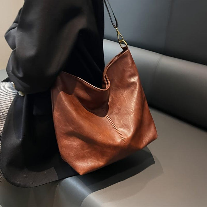 Quinley | Classic Shoulder Bag