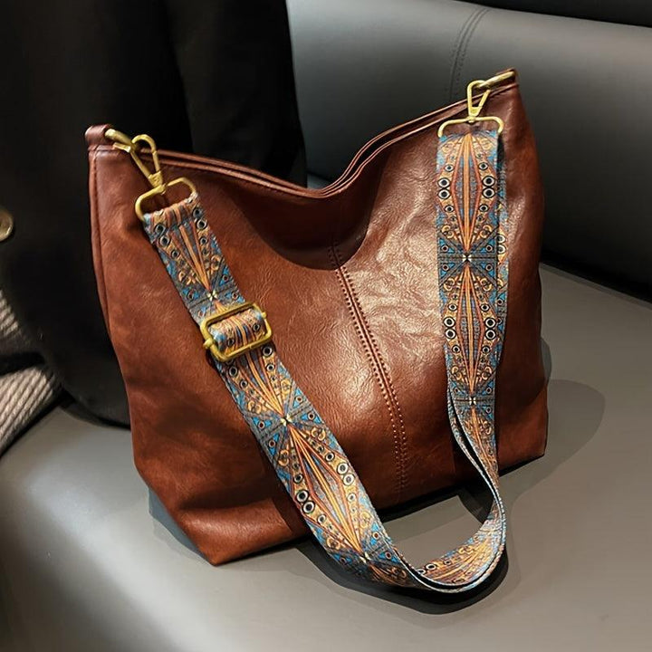 Quinley | Classic Shoulder Bag