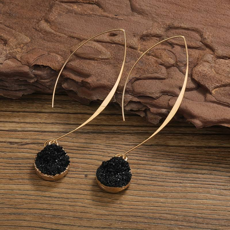 Byanca | Vintage Black & Gold Dangling Earrings