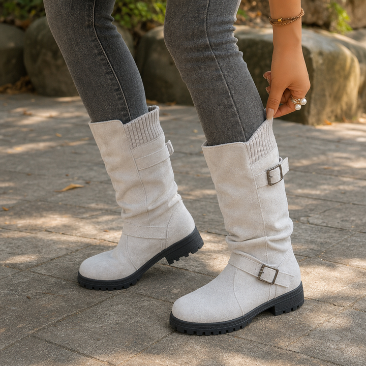 Calleigh | Bottines à bout large, semelle crantée et poignets côtelés