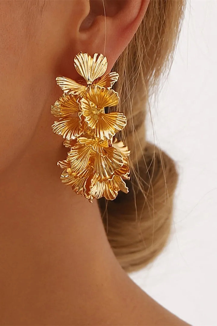 Vannessa | C-Shaped Earrings