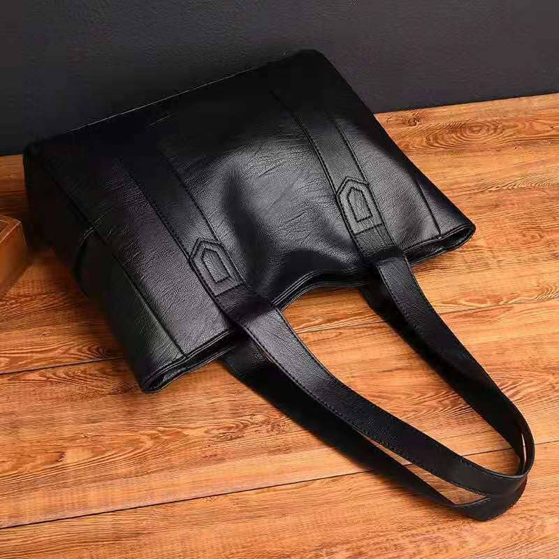 Marika | Leather Shoulder Bag