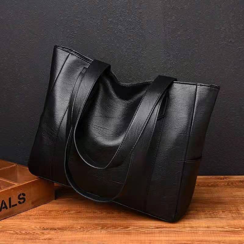 Marika | Leather Shoulder Bag