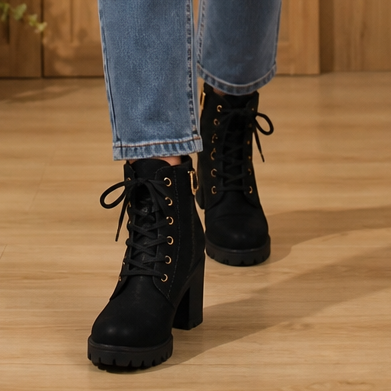 Ayushi | Bottines Sole à gros talon carré