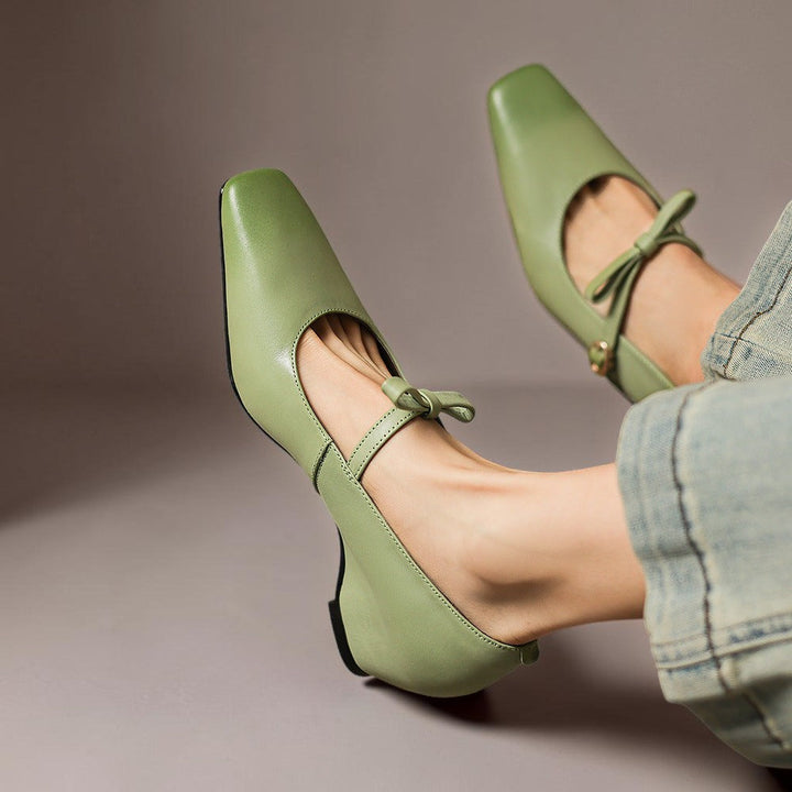 Bryony | Bow-Strap Pump