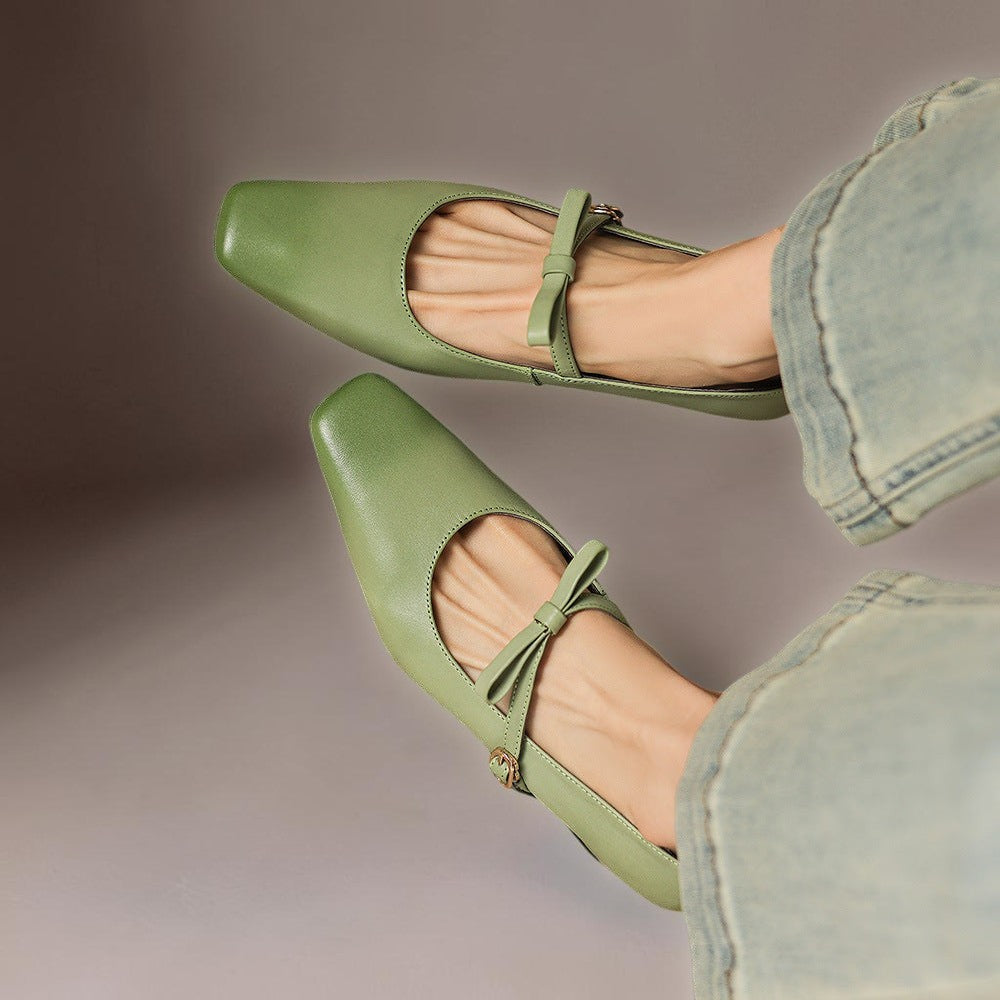Bryony | Bow-Strap Pump